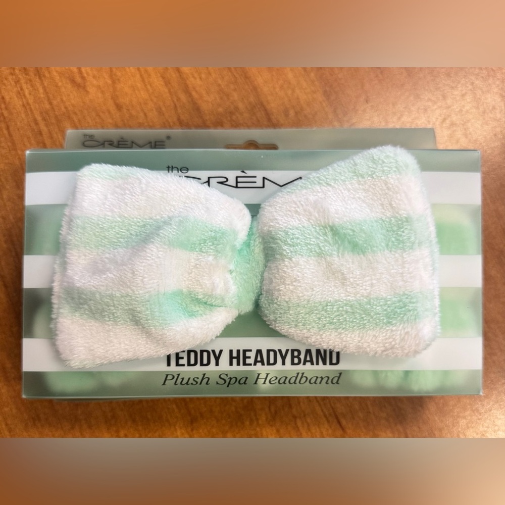 The Crème‎ Shop Teddy Headband – Plush Spa Headband – Mint & White Stripe – NWT
